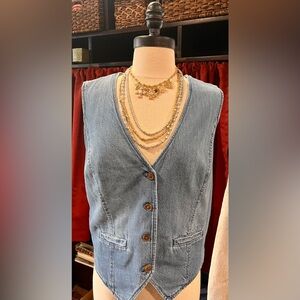 Gap Denim Vest size medium